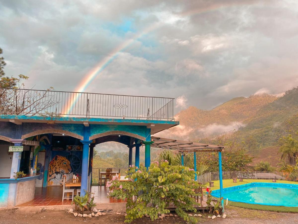 El Mirador De Tansu Hotel Lanquin Luaran gambar